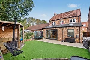 Photo 21- click for photo gallery